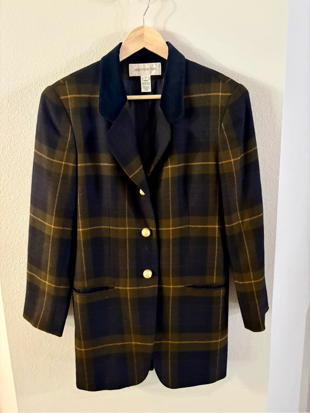 Vintage Jones New York Navy and Gold Plaid Velvet Collar Blazer size 10